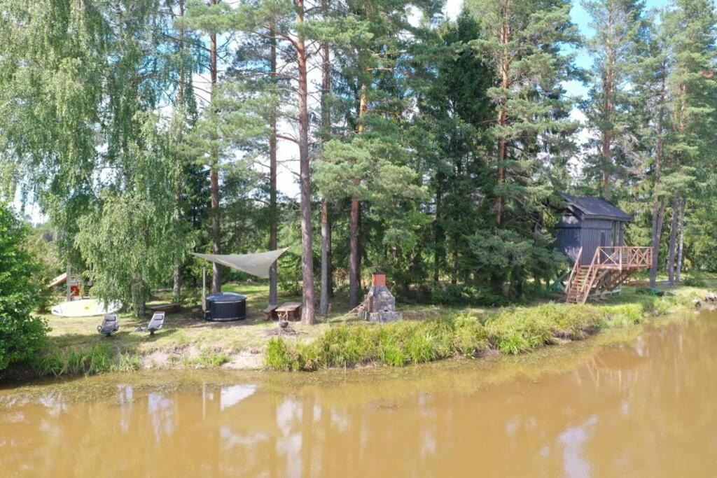 Dragon House In The Tree! Jacuzzi, Sauna ,Cinema,Heated Lici  外观 照片