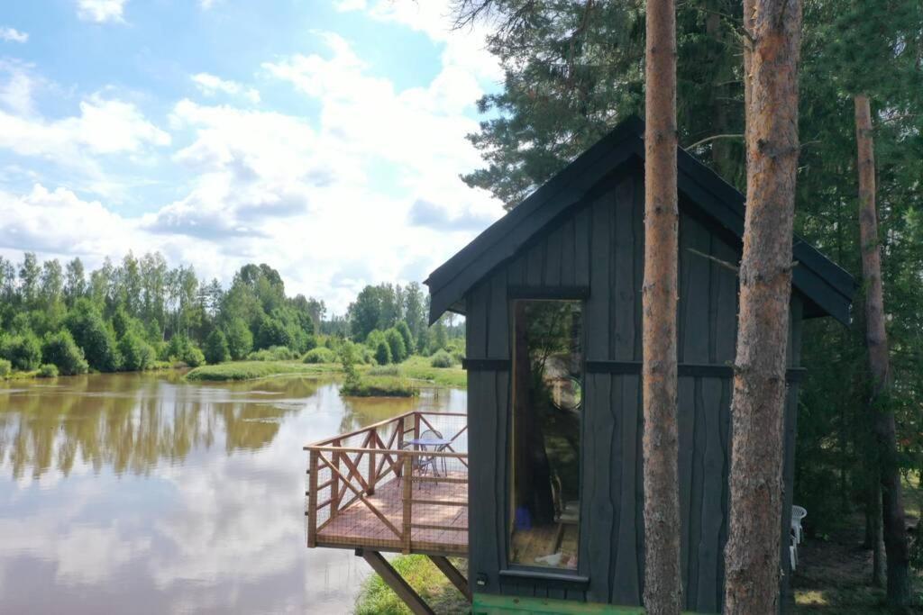 Dragon House In The Tree! Jacuzzi, Sauna ,Cinema,Heated Lici  外观 照片